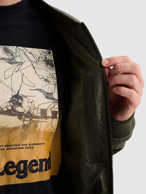 PME Legend Hybrid Jacket Beluga Model / Detail
