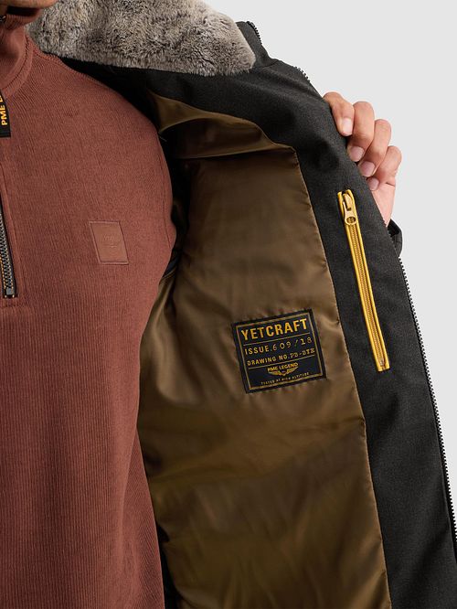 PME Legend Jacket Yetcraft Dark Graphite Model / Detail