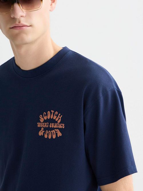 Scotch & Soda T-Skjorte Med Ryggtrykk Marineblå Model / Detail