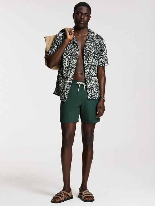 Shiwi Badeshorts Mike Mørkegrønn Model / Voorkant