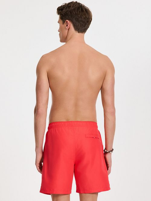 Shiwi Short de Bain Mike Rouge Model / Achterkant