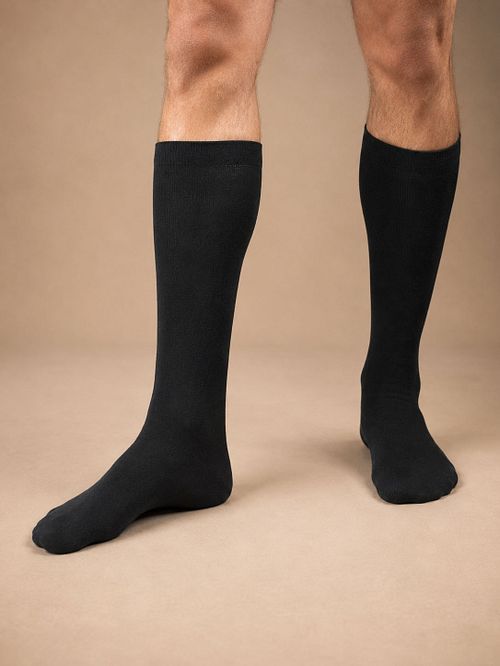 SO-kneemodel-merino-Black