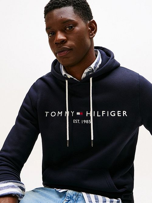 Tommy Hilfiger Hoodie Core Granatowy Model / Detail