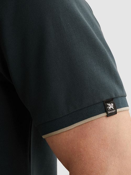 Vanguard Piqué Poloshirt Midnight Marine Model / Detail