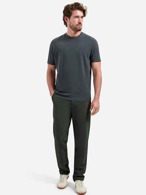 No-Excess T-Shirt Solid Basic Dark Steel Model / Voorkant