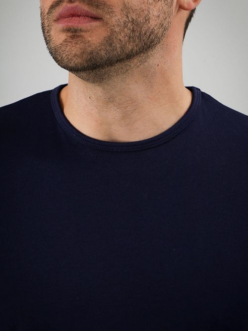 Suitable Ota T-Shirt de cuello redondo azul marino pack de 2 Model / Detail