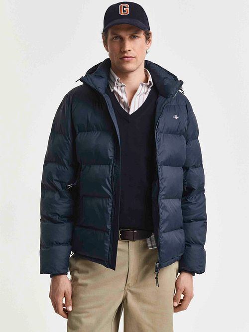 GANT Active Cloud Chaqueta Acolchada Navy Model / Voorkant