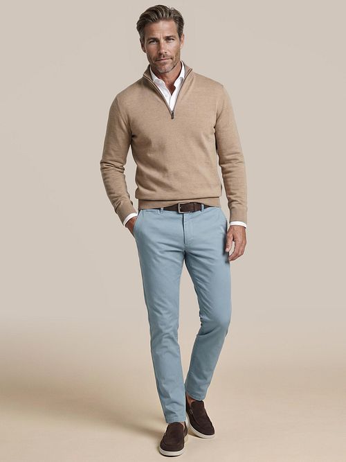 Suitable Plato Chino azul acero Model / Voorkant
