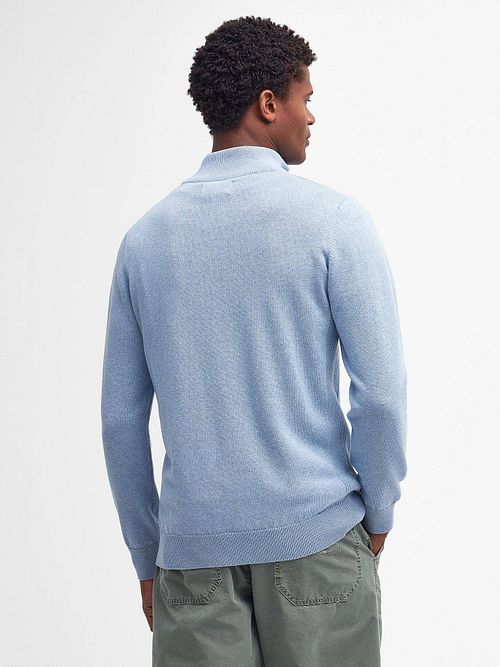 Barbour Half Zip Striktrøje Lyseblå Model / Achterkant