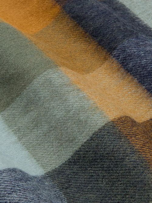 Barbour Schal Tattersall Blau Beige Lambswolle Product / Detail