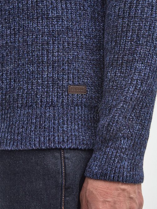 Barbour Tröja i Lamull Stickad Marinblå Model / Detail