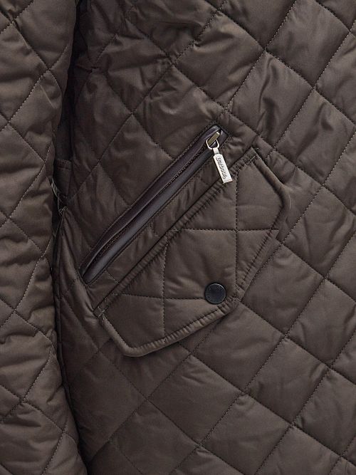 Barbour Veste matelassée Chelsea Vert olive Model / Detail