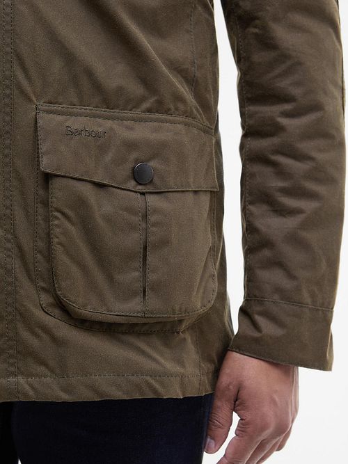 Barbour woskowana kurtka Corbridge brązowa Model / Detail