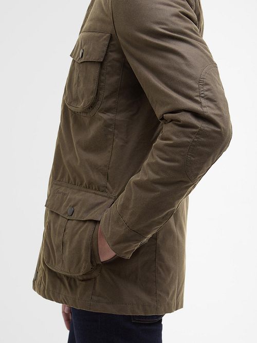 Barbour woskowana kurtka Corbridge brązowa Model / Zijkant