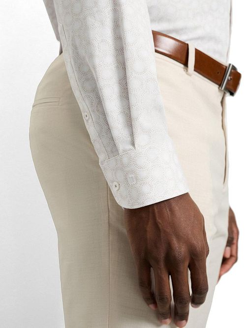 OLYMP Level Five Camisa Elegante Print Beige Model / Detail