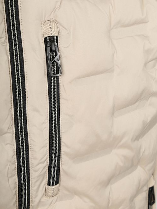 CASAMODA Hybrid Puffer Chaleco Kit Product / Detail