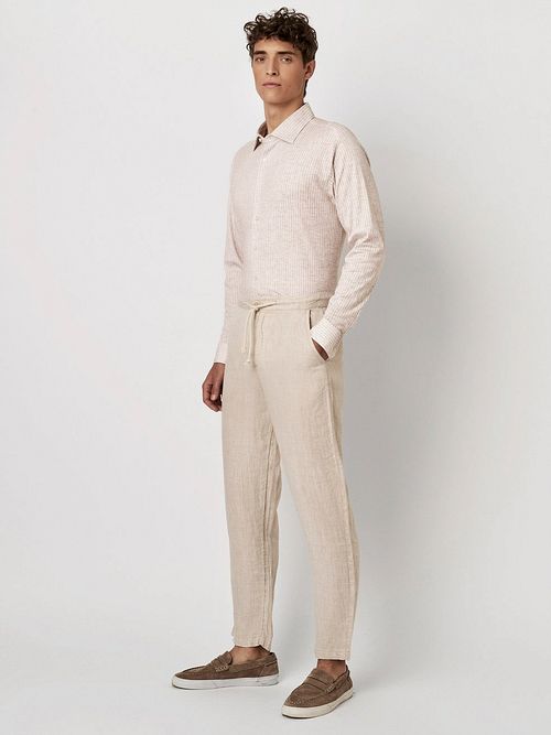 Desoto Chemise Kent Monochrome Rayures Beige Model / Voorkant