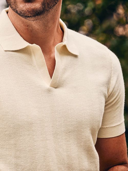 Suitable Knitted Polo Shirt Riva Harring Ecru Model / Sfeerbeeld