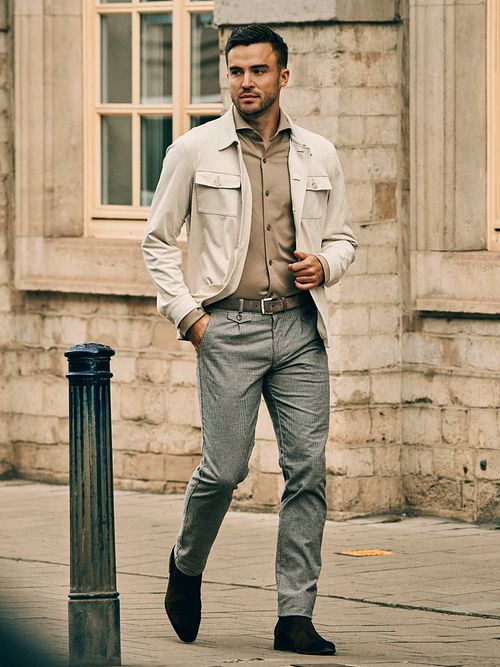 Suitable Sorona Shirt Beige Model / Voorkant with Bram