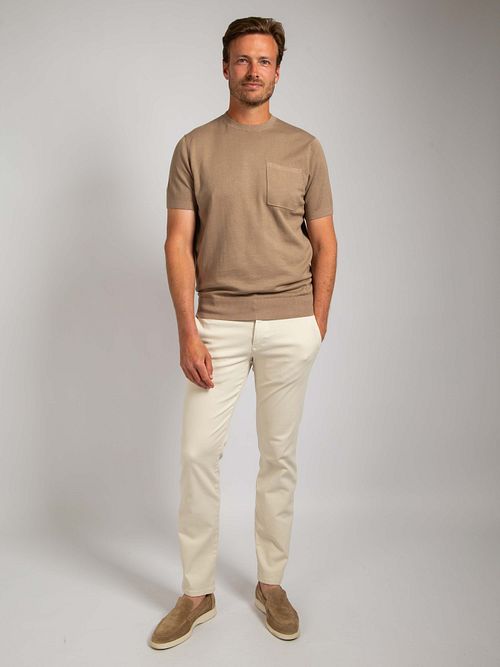 Suitable Stickad T-shirt Ficka Kompakt Kamel Model / Voorkant