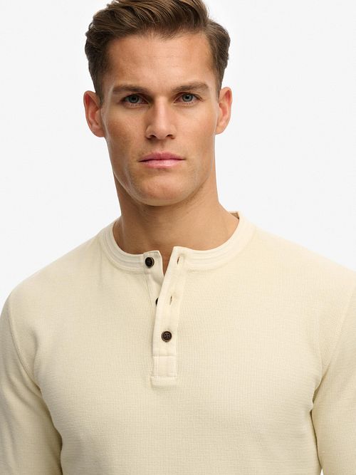 Superdry Trui Henley Textured Ecru Model / Detail