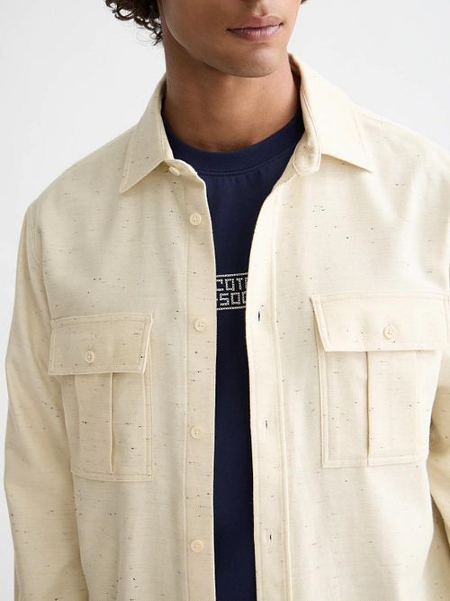 Scotch and Soda Melange Overshirt Beige Model / Voorkant