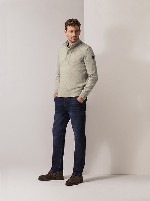 Sweter State of Art z kołnierzem mockneck w kolorze beżowym Model / Voorkant