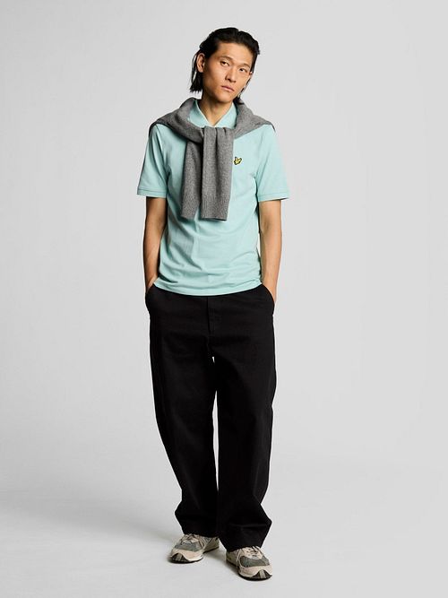 Lyle and Scott Polo Future Ljusblå Model / Voorkant