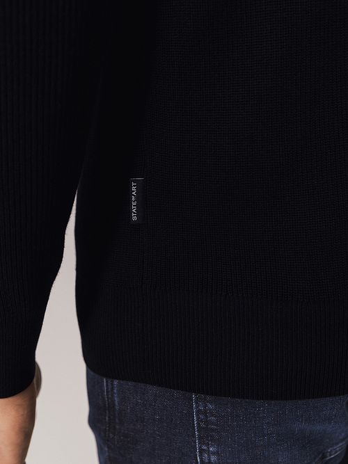 State Of Art Halbzip Pullover Navy Model / Detail