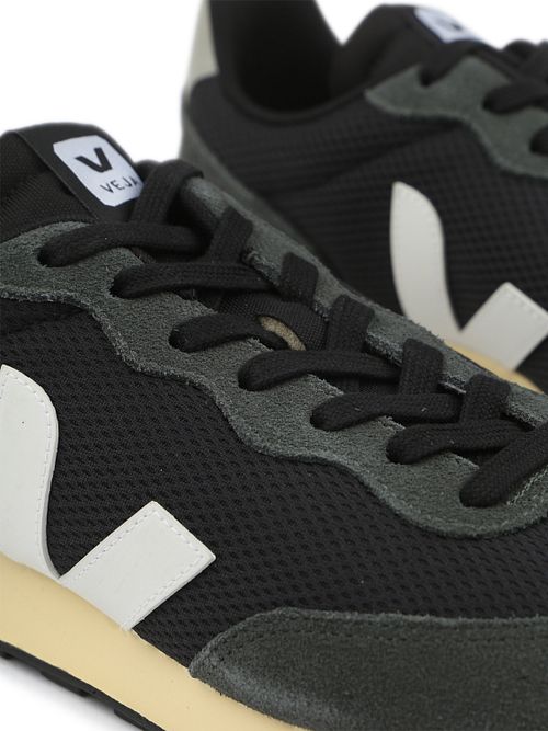 Veja Sneakers Rio Branco Black Product / Detail