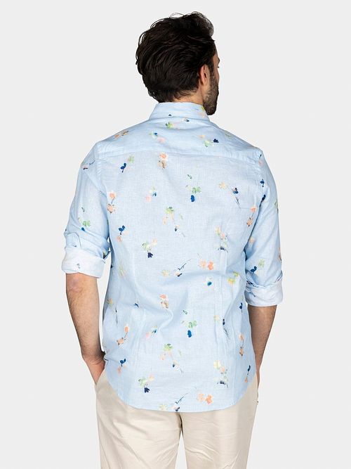 NZA Shirt Kane Linen Blend Bleu Clair Model / Achterkant