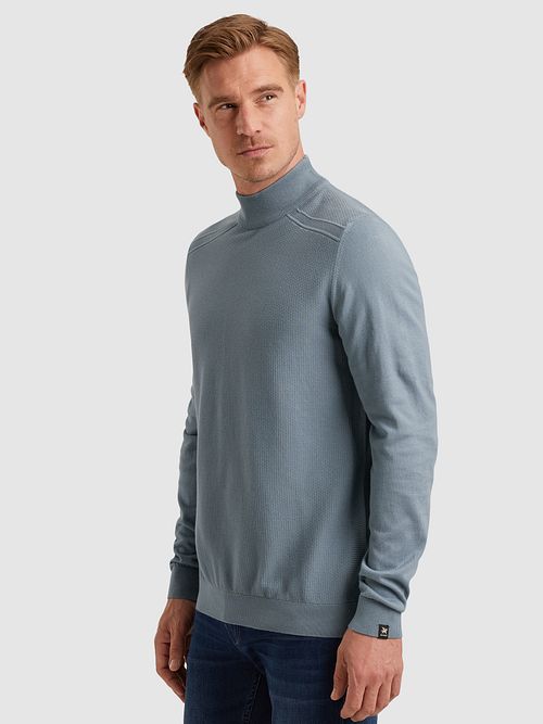 Vanguard Pull Knitted Bleu Model / Voorkant