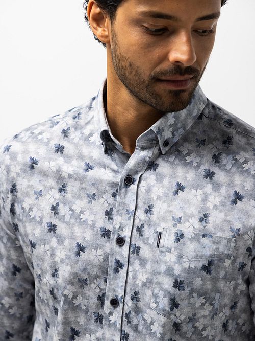 Camicia casual State of Art con stampa a foglie grigio-blu Model / Voorkant