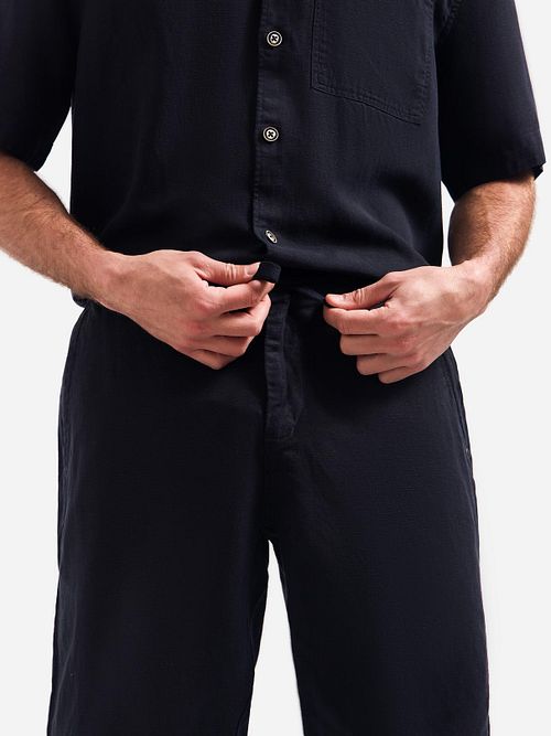 No Excess bermuda in misto lino blu navy Model / Voorkant