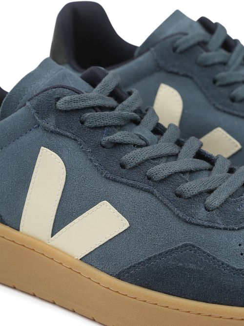 Veja Sneakers V-90 Suede Blue Product / Detail