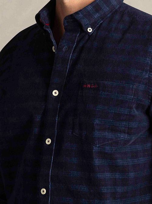 NZA Shirt Kauri Corduroy Checks Navy Model / Voorkant