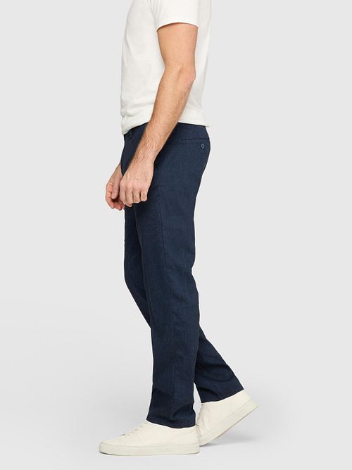 MAC Trousers Lennox Sport Navy Model / Zijkant