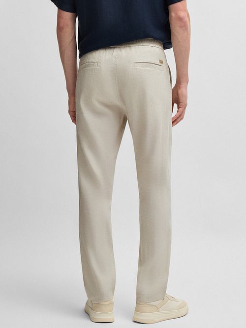 BOSS Chino Sanderson Linneblandning Ecru Model / Achterkant