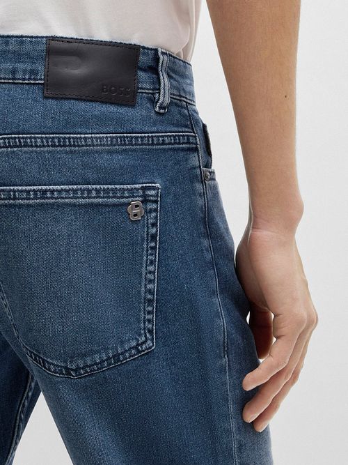 Jeans BOSS Delaware blu medio Model / Detail