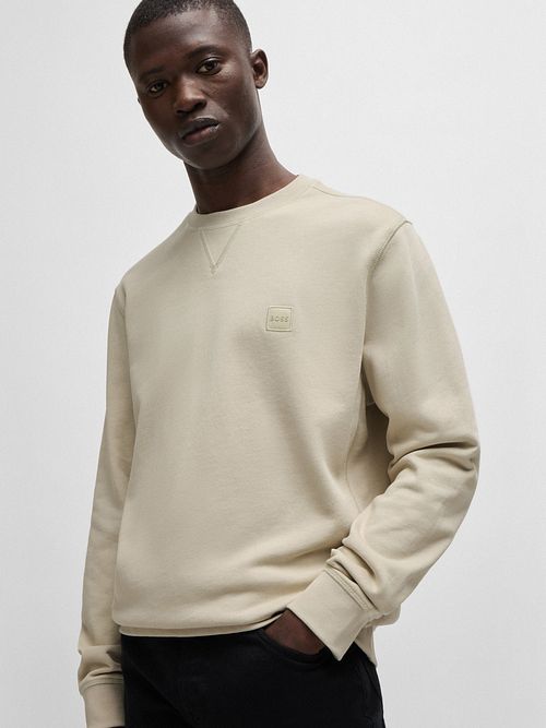 BOSS Sweater Westart Ecru Model / Detail