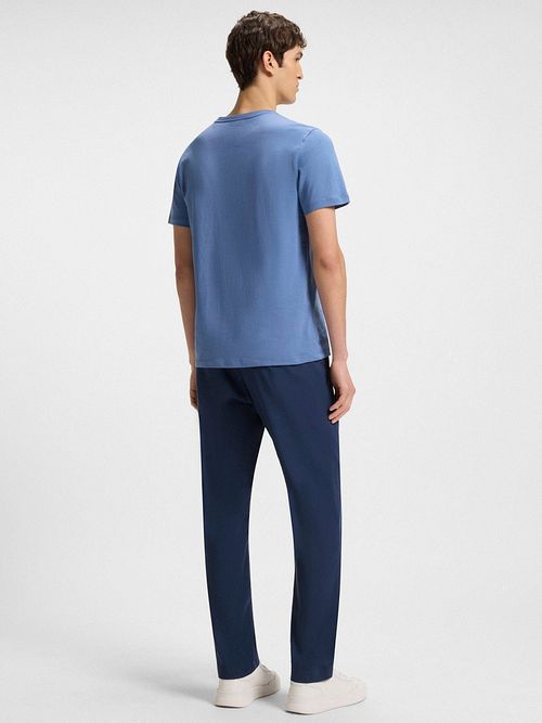 BOSS Chino Sanderson Linen Blend Dark Blue Model / Achterkant