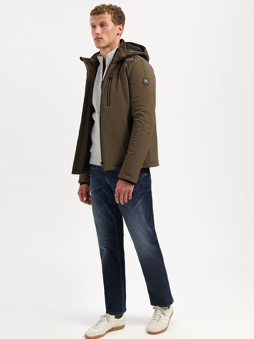 No Excess Jakke Softshell Taupe Model / Zijkant