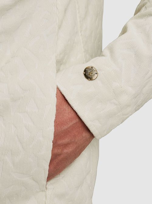 Cast Iron Overshirt Corduroy Ekru Model / Detail