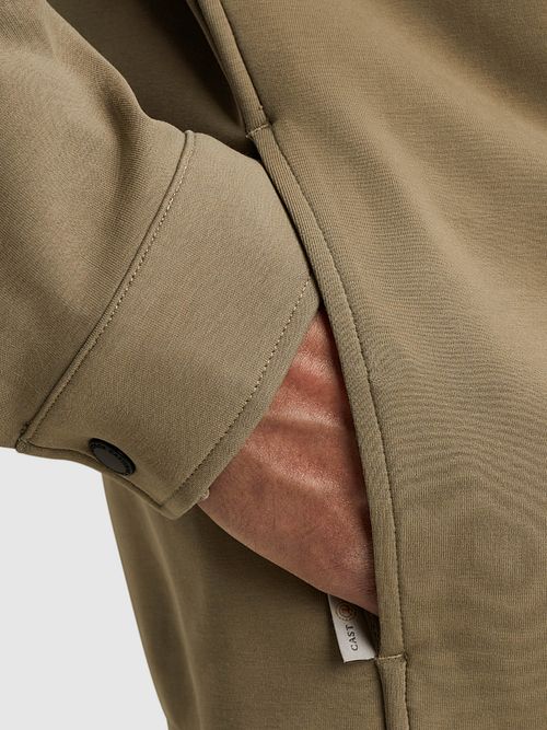 Cast Iron Overshirt Interlock Sweat Kaki Model / Detail