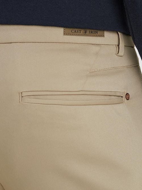 Cast Iron Riser Chino beżowe Model / Detail