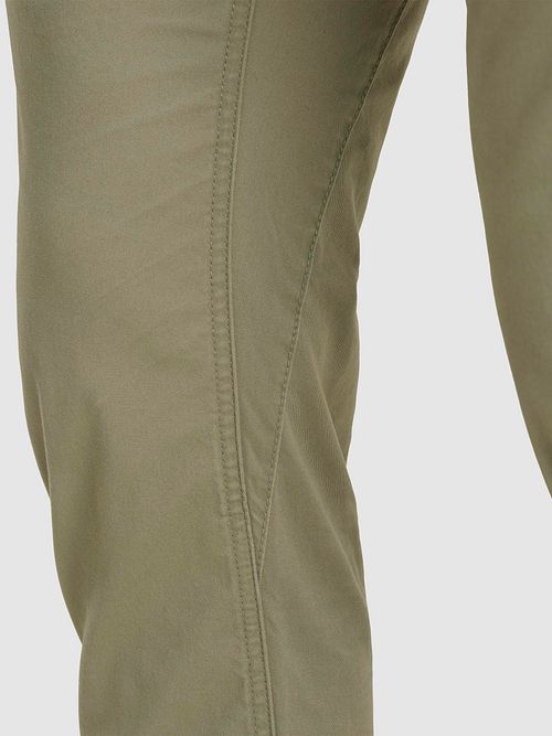 Chinosy PME Legend American Classic w kolorze zielonym Model / Detail
