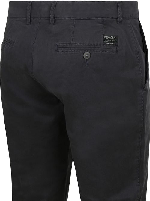 Chinosy Steppin' Out Newbury Light Twill w kolorze granatowym Product / Achterkant