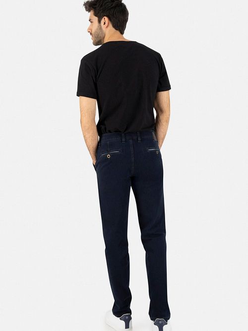Chino Garvey Denim Navy di Club of Comfort Model / Achterkant