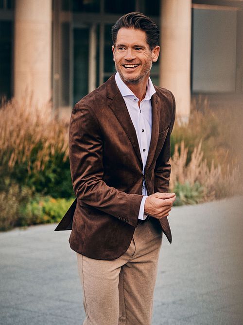 Suitable Blazer Pasetta Cognac Model / Sfeerbeeld