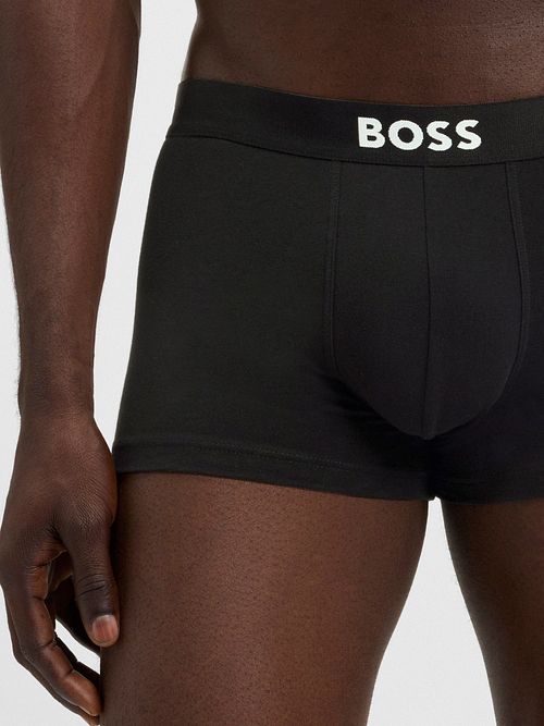 BOSS Bokserki krótkie One 3-Pack czarne 001 Model / Detail